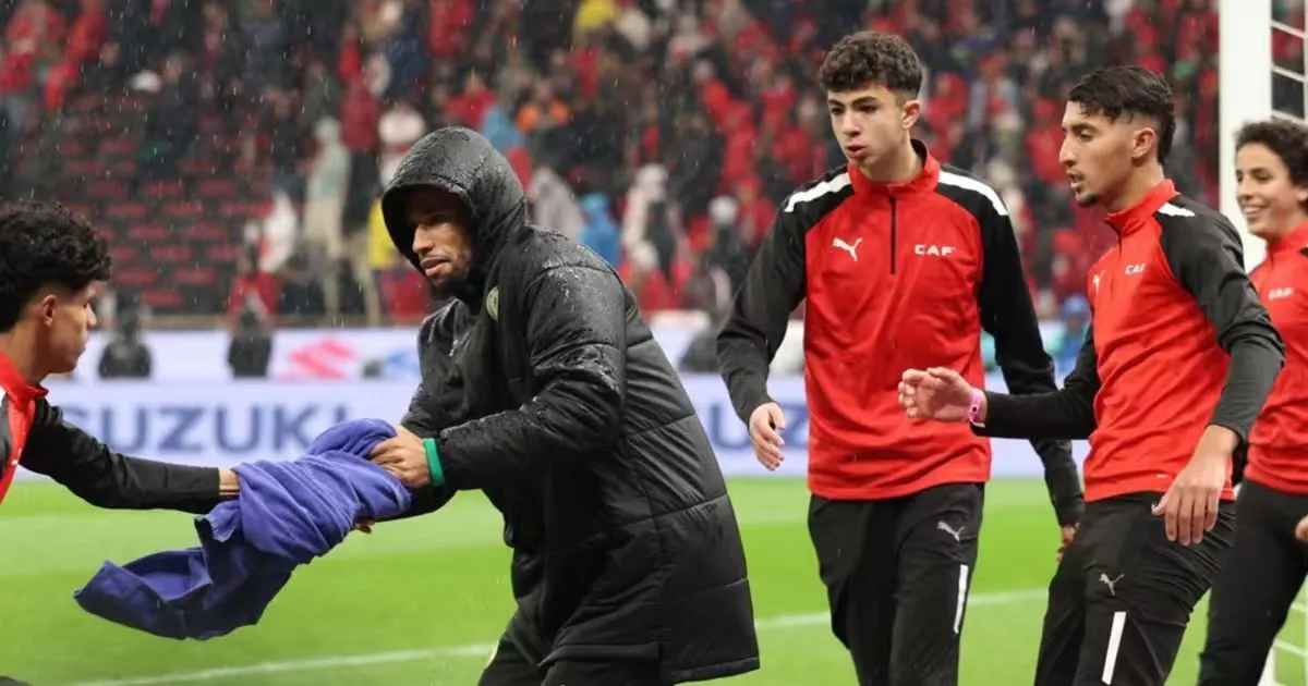 vsport.app入口-塞内加尔二门迪乌夫受总理接见后被内涵：你的毛巾呢？