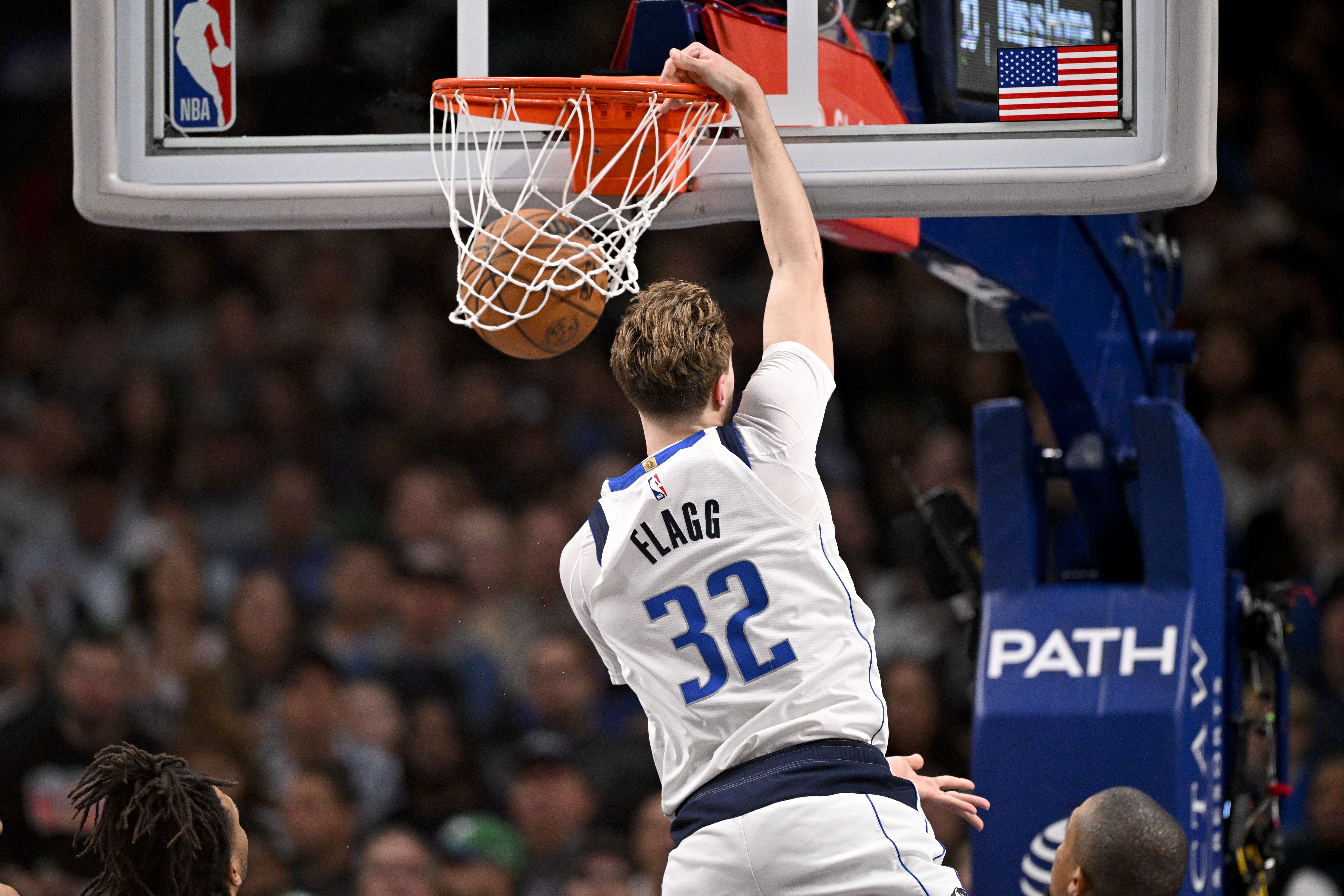 V体育官方-弗拉格年度最佳新秀？华盛顿：这无需多言 他的表现实在难得一见